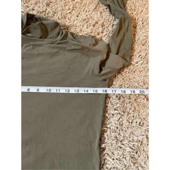 St. John womens green turtleneck‎ long sleeve size xs - Picture 5 of 5